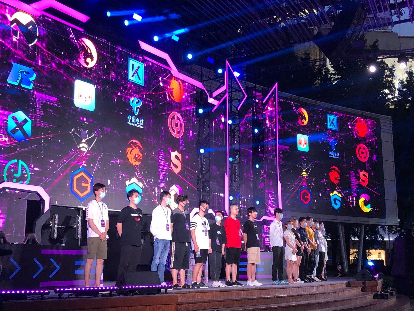 他们需加快 他们需加快