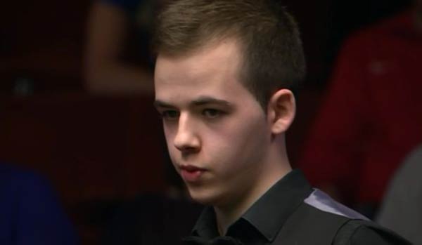 许多评论员 许多评论员